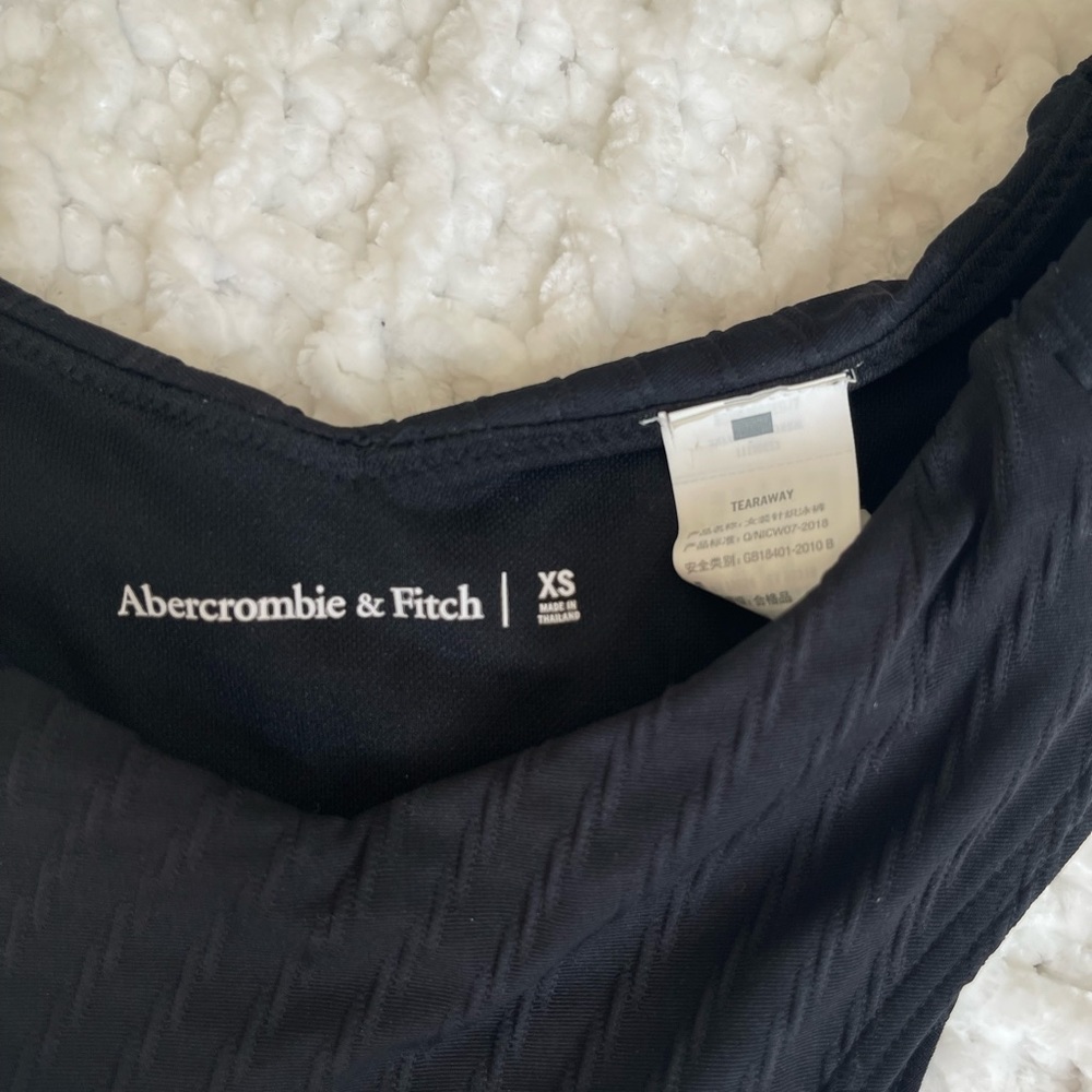Abercrombie & Fitch Black Bikini with Modern Silhouettes - Picture 6 of 13